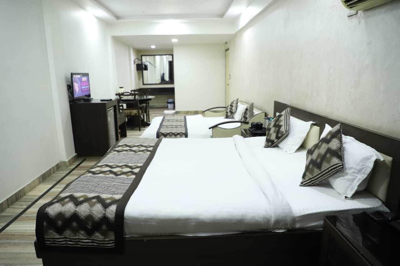 Hotel Ashish Palace Agra  Exterior photo