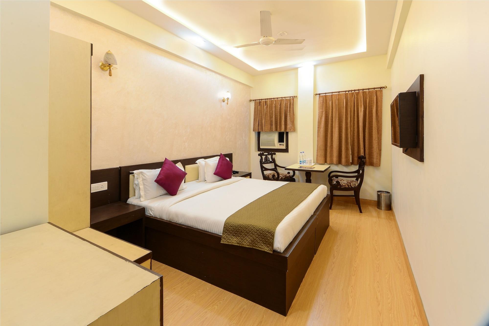 Hotel Ashish Palace Agra  Exterior photo