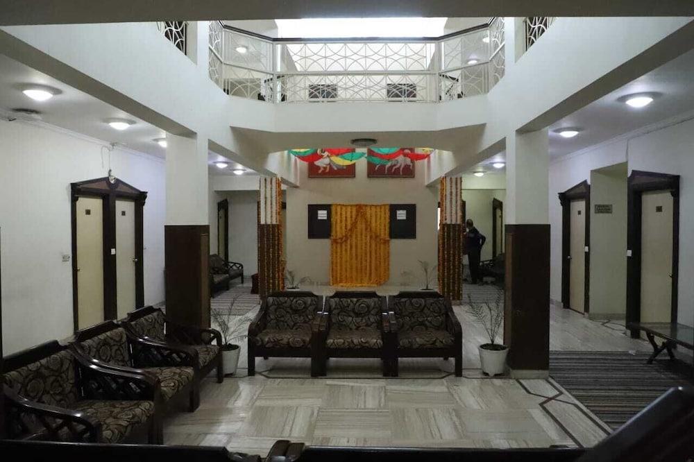 Hotel Ashish Palace Agra  Exterior photo