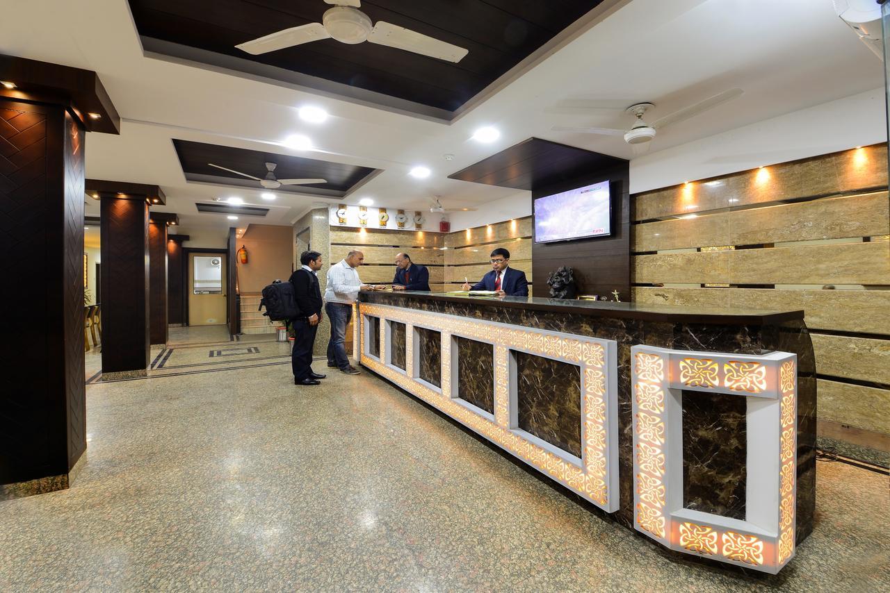 Hotel Ashish Palace Agra  Exterior photo