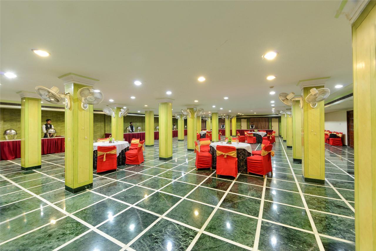 Hotel Ashish Palace Agra  Exterior photo