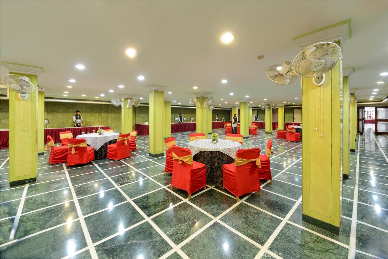 Hotel Ashish Palace Agra  Exterior photo